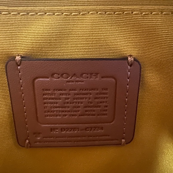 Disney x Coach Keith Haring crossbody - Picture 6 of 9